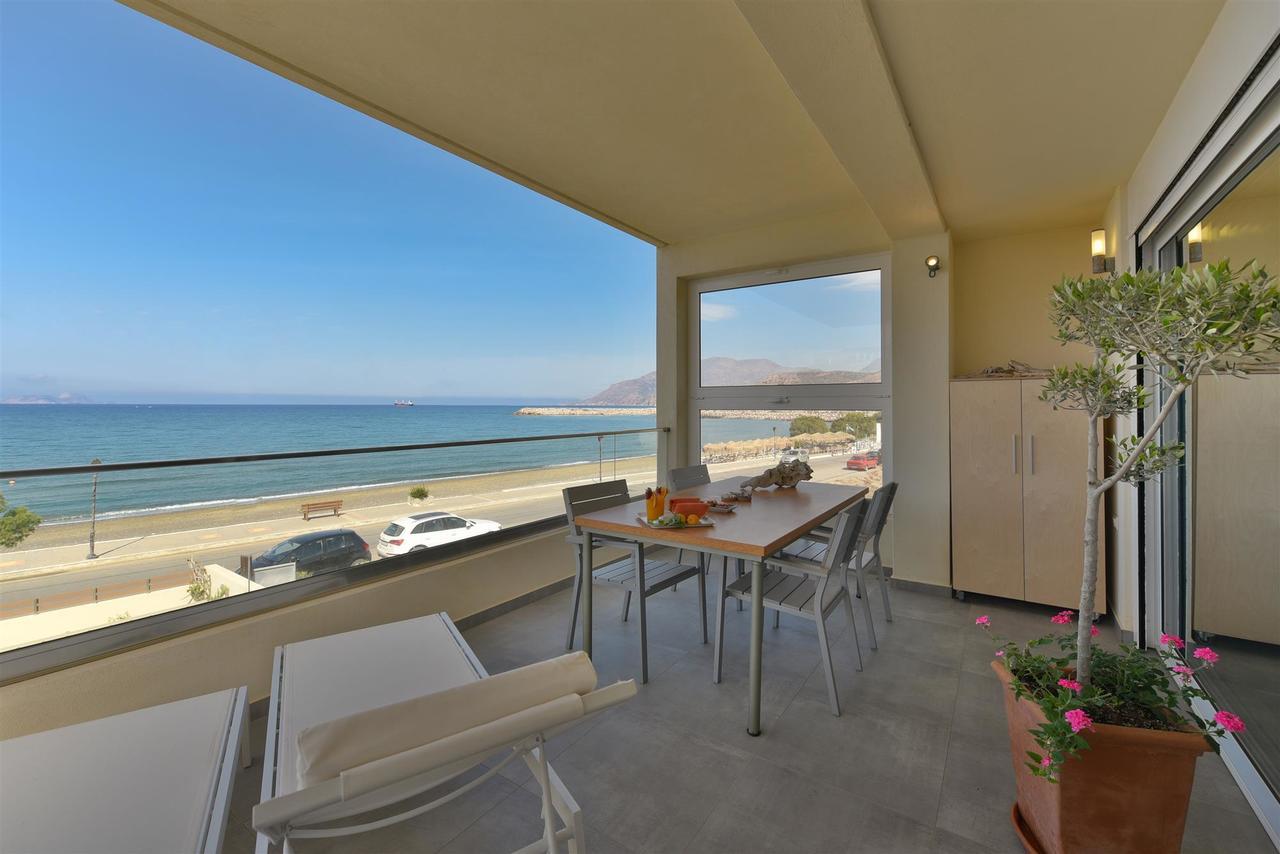 קוקינוס פירגוס Rodia Beach Suites מראה חיצוני תמונה
