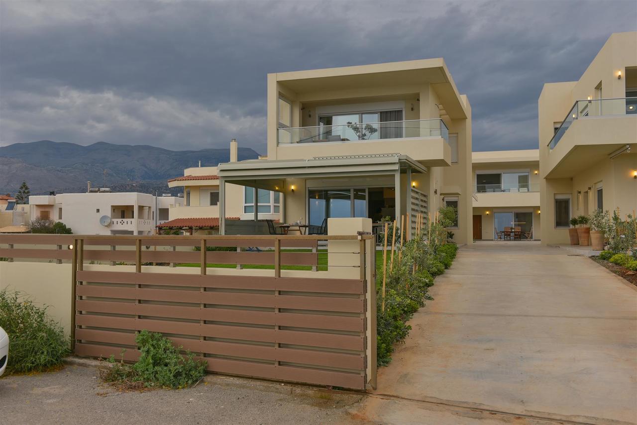 קוקינוס פירגוס Rodia Beach Suites מראה חיצוני תמונה