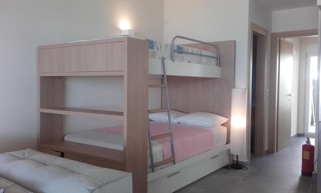 קוקינוס פירגוס Rodia Beach Suites מראה חיצוני תמונה