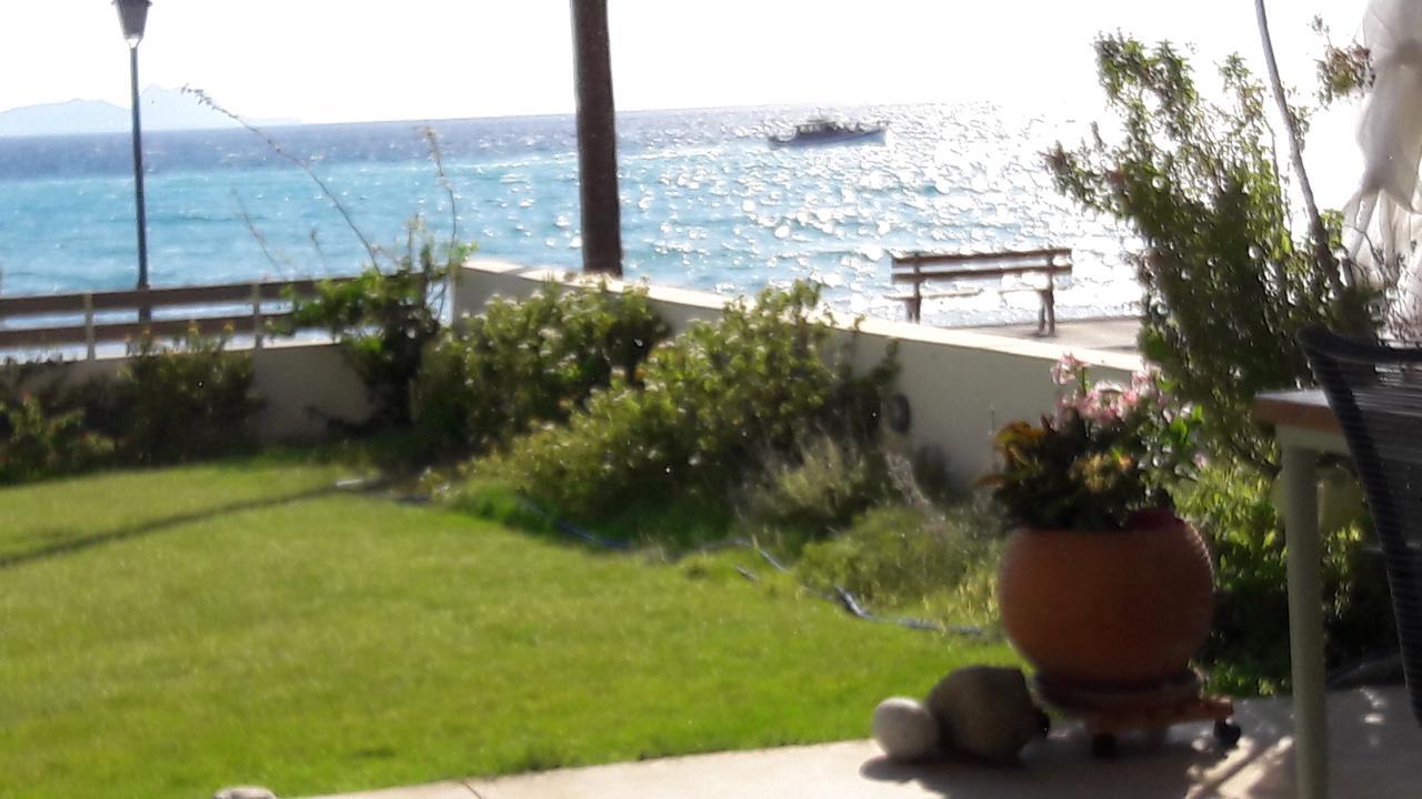 קוקינוס פירגוס Rodia Beach Suites מראה חיצוני תמונה